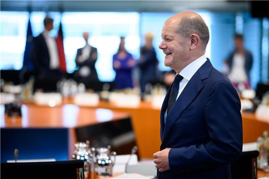 «Es ist schon ein Ruck, den sich alle geben müssen»: Bundeskanzler Olaf Scholz beim Bund-Länder-Treffen.