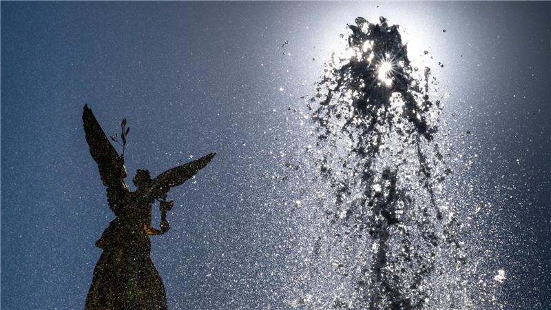 Es ist warm - und wird noch wärmer. 