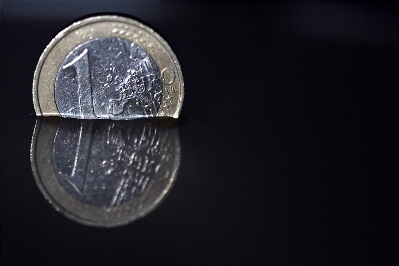 Bundesbank: Kampf gegen hohe Inflation noch nicht gewonnen «Es kann wohl noch bis Anfang 2025 dauern, bis die harmonisierte Inflationsrate in Deutschland wieder nachhaltig eine Zwei vor dem Komma hat», sagt Bundesbank-Präsident Nagel.
