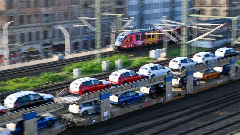 Es kriselt: Der Absatz der großen Autohersteller ist rückläufig. (Symbolbild)