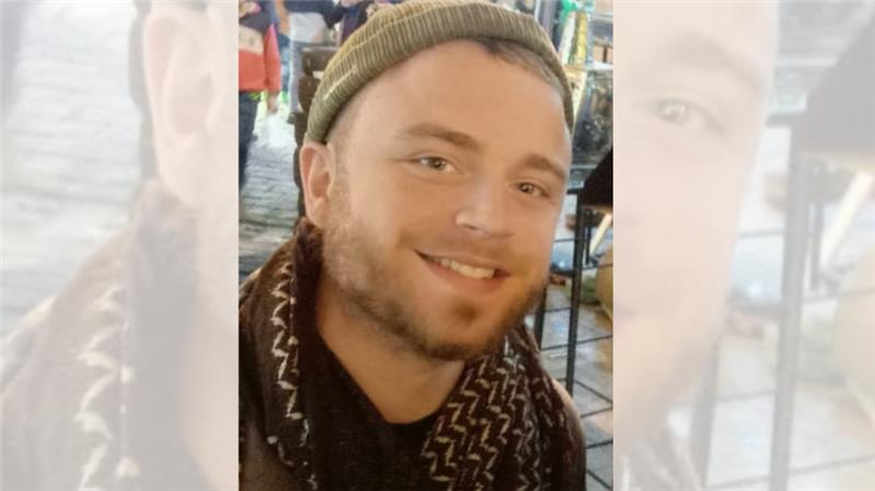 Es sollte ein schöner Backpacking-Urlaub für Oliver Heise werden, doch nun sucht seine Familie verzweifelt nach dem 23-Jährigen aus dem Landkreis Diepholz. Einen Tag nach seiner Ankunft brach der Kontakt ab und es gibt bis jetzt kein Lebenszeichen von ihm. Foto: Polizei