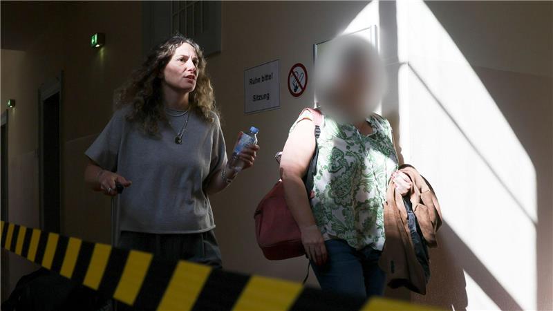 Mutmaßliche Entführerin widerspricht Christina Block Es war der zweite Tag der Aussage der Zeugin (r.).
