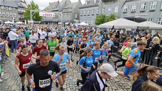 Es wird auch in diesem Jahr beim Altstadtlauf wieder voll auf dem Marktplatz, wenn die Rennen gestartet werden. Foto: Epping