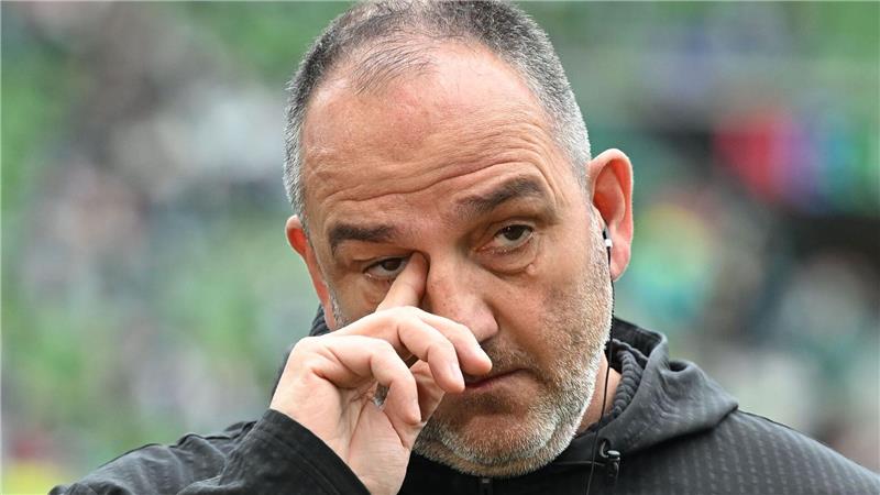 Es wird immer enger für seine Mannschaft: Heidenheims Trainer Frank Schmidt