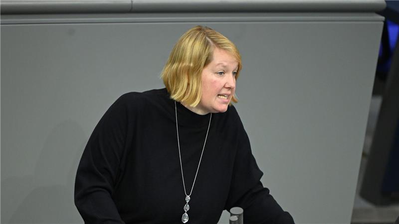 Koalition droht neuer Streit um Steuerreformen Esdar verteidigt die SPD-Pläne zur Erbschaftssteuer - sieht zugleich aber auch die Ansätze aus CDU und CSU skeptisch. (Archivbild)