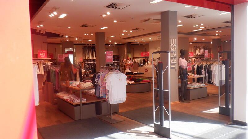 Esprit hat den Mietvertrag nicht gekündigt. Aber es könnte ein anderes Sortiment dort einziehen.