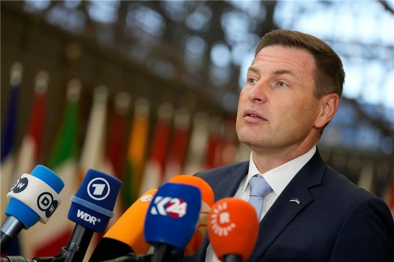 Osteuropäer fordern mehr Einsatz für Ukraine-Munitionsplan Estlands Verteidigungsminister Hanno Pevkur äußert sich zum EU-Munitionsplan für die Ukraine.