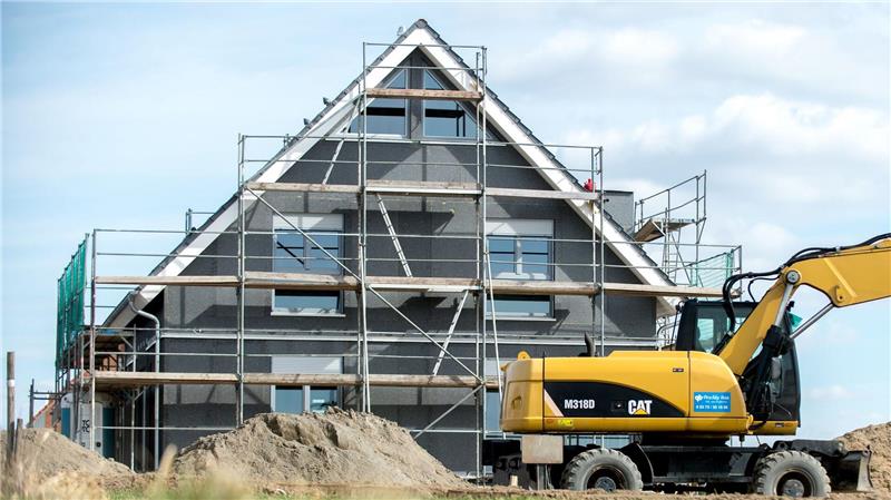 Etwa 25 Milliarden Euro wurden 2025 in Niedersachsen mit Immobilien umgesetzt. (Archivbild)