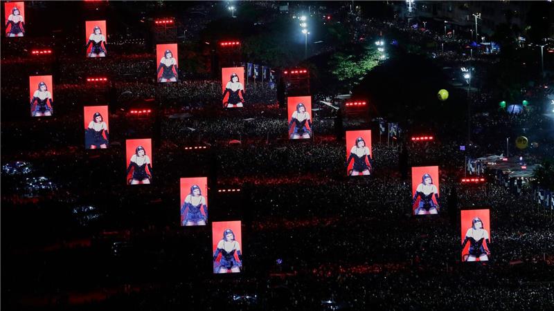 Lady Gaga bricht mit Riesenshow in Rio Rekord Etwa 2,5 Millionen Menschen waren laut Guinness-Buch bei Gagas Show anwesend. (Archivbild)