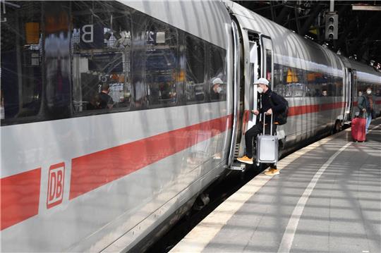 Etwas pünktlicher unterwegs als im Dezember: Die Deutsche Bahn.