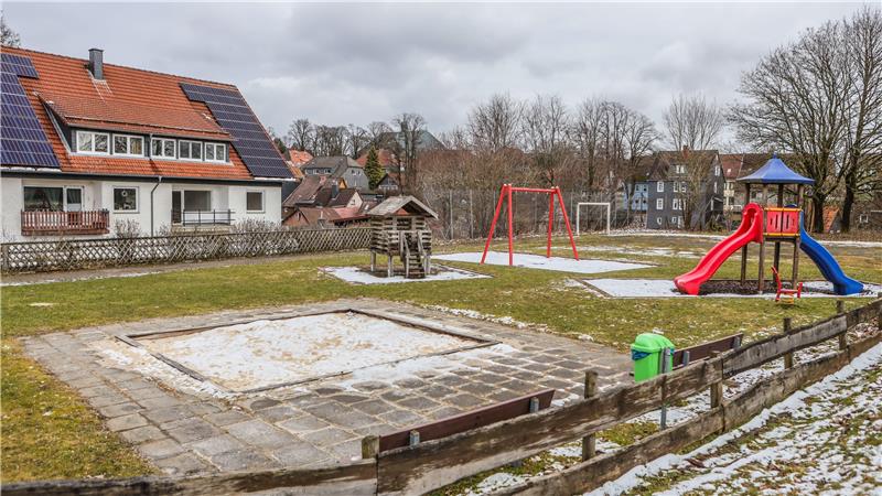Etwas trist sieht der Spielplatz an der Treuerhalde aus.