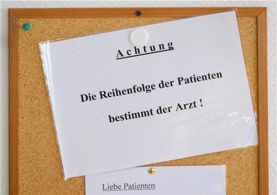 Eugen Brysch, Vorstand der Deutschen Stiftung Patientenschutz, fordert, «Qualität und Erreichbarkeit der Praxen endlich extern zu überprüfen».