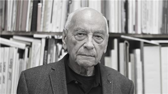 Eugen Gomringer galt als Gründer der „konkreten Poesie“. (Archivbild)