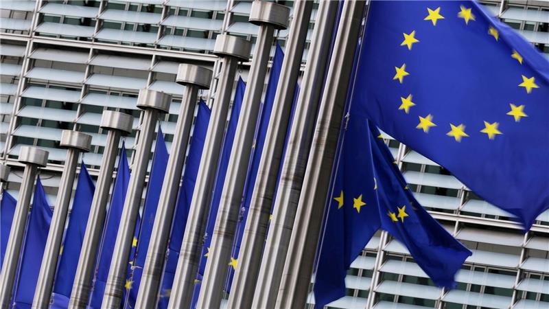 Europa muss nach Einschätzung von McKinsey viel investieren, um in Sachen Wettbewerbsfähigkeit zu den USA aufzuholen 