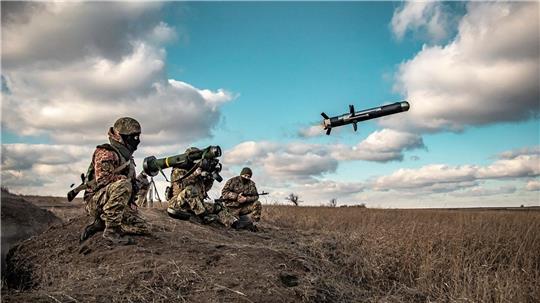 Europäische Nato-Staaten finanzieren weitere US-Waffenlieferungen in die Ukraine. (Archivbild)