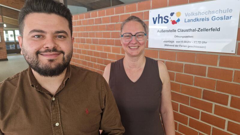 Ali Abo-Hamoud ist neuer Leiter der Clausthaler Volkshochschule Eva Schulte ist froh, mit Ali Abo-Hamoud nun endlich einen Außenstellenleiter für Clausthal-Zellerfeld gefunden zu haben.