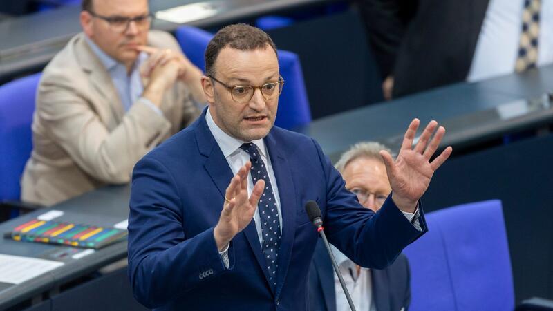 Ex-Gesundheitsminister Spahn (CDU) ist für die Einsetzung einer Enquetekommission zur Aufarbeitung der Corona-Zeit. (Archivbild) 