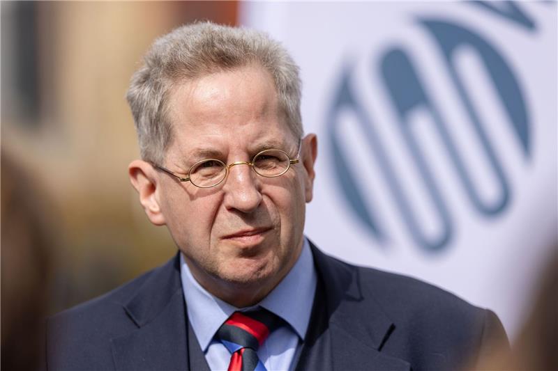 Maaßen will Werteunion in den Thüringer Landtag bringen Ex-Verfassungsschutzpräsident Hans-Georg Maaßen möchte mit der Werteunion in den Landtag in Thüringen einziehen.