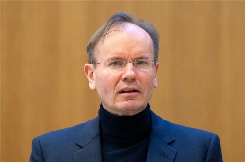 Ex-Wirecard-Chef Markus Braun muss sich parallel zum Strafprozess auch in einem Zivilprozess verantworten. Insolvenzverwalter Michael Jaffé will Braun und weitere Beklagte  persönlich für die immensen Verluste haftbar machen.