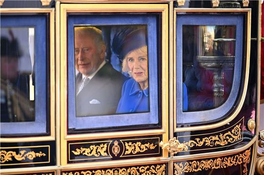 Exakt 33 Minuten soll die Kutschfahrt von der Westminster Abbey bis zum Buckingham-Palast dauern.