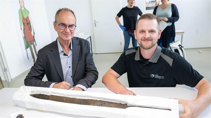 Experten haben zufällig ein uraltes, römisches Schwert gefunden. 