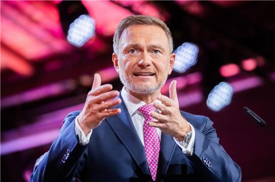 FDP-Chef Christian Lindner spricht beim Bundesparteitag der Liberalen.