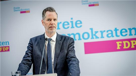 FDP-Chef Dürr muss schon die zweite Wahlniederlage seiner Partei in diesem Jahr verkraften. (Archivbild)