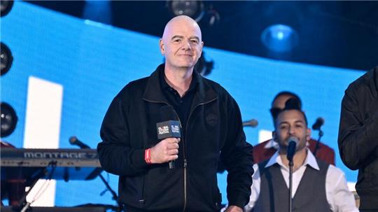 FIFA-Chef Gianni Infantino steht vor der neuen Club-WM unter Druck.
