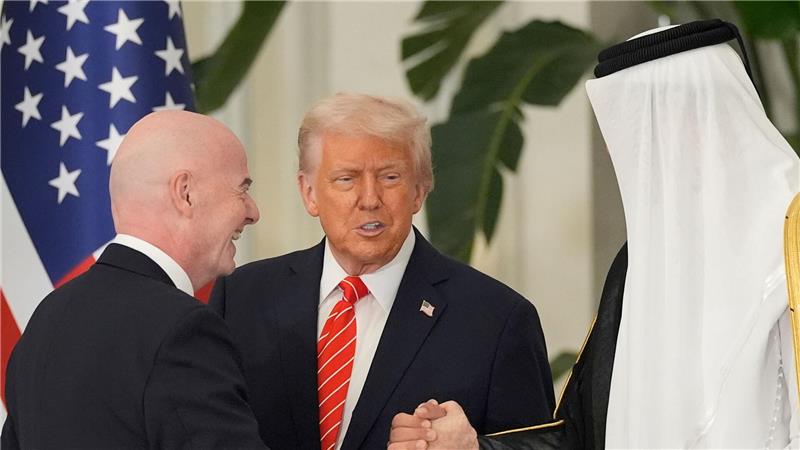 FIFA-Chef Infantino hält enge Bande zum US-Präsdienten und nach Saudi-Arabien. 