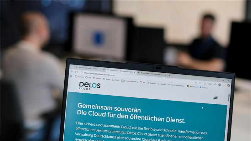 Bürokratie nimmt aus Sicht der Bürger gefühlt eher zu als ab Fachleute betonen, erfolgreiche Verwaltungsdigitalisierung müsse mit einer Vereinfachung von Prozessen einhergehen. Allein dadurch, dass wenig benutzerfreundliche Formulare online zur Verfügung gestellt würden, sei noch nicht viel gewonnen. Für Ältere, die in der analogen Welt besser zurechtkommen, wird es dadurch manchmal sogar schwieriger. (Symbolbild)