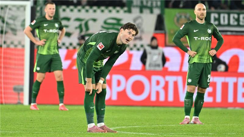 Fällt länger aus: Wolfsburg-Stürmer Jonas Wind (M). (Archivfoto)