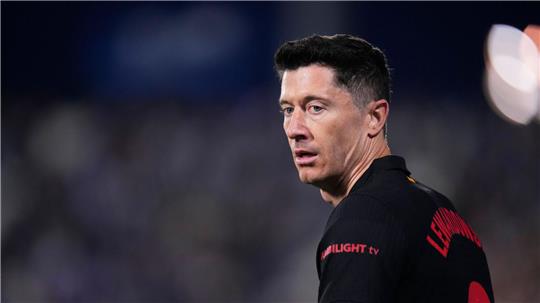 Fällt wegen einer Muskelverletzung vorerst aus: Robert Lewandowski