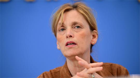 Familienministerin Prien will die Kinder- und Jugendhilfe neu ordnen. (Archivbild)