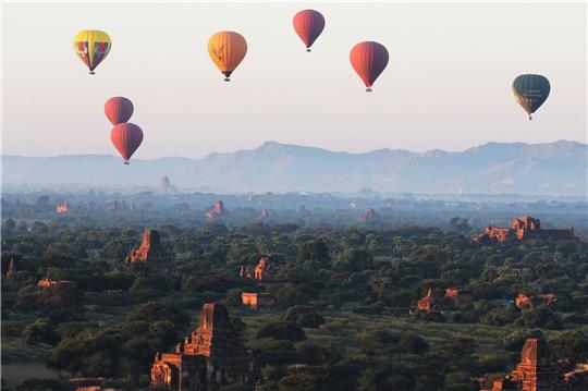 Fast drei Jahre nach dem Militärputsch in Myanmar versucht das Krisenland trotz eines andauernden Bürgerkriegs die Tourismusbranche wiederzubeleben.