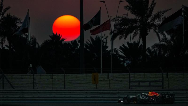 „Auf seine Weise“: Netter Norris am Beginn einer neuen Ära? Fast ein Bilderbuch-Saisonende von Verstappen - zwei Punkte fehlten aber zum erneuten Titel.