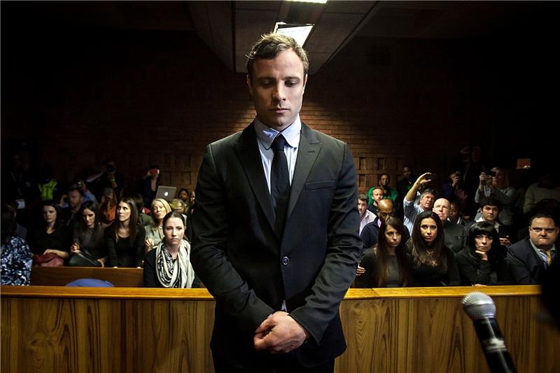 Oscar Pistorius auf Bewährung entlassen Fast elf Jahre nach dem gewaltsamen Tod seiner damaligen Freundin kommt Oscar Pistorius auf Bewährung frei.
