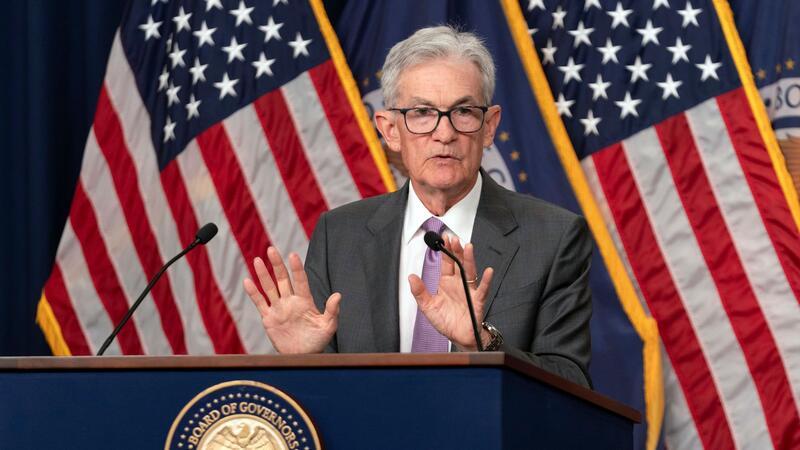 Fed-Chef Jerome Powell stellt eine Zinssenkung für September in Aussicht - solange die Wirtschaftsdaten das hergeben.