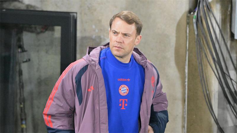 Ein Fingerschnipsen von Topform entfernt? Bayern unter Druck Fehlt er auch gegen Leipzig? Manuel Neuer. (Archivbild)
