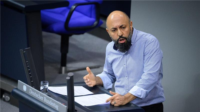 Ferat Koçak in mit einem Direktmandat in den Bundestag eingezogen. Sein Wahlkreis ist Berlin-Neukölln. (Archivbild)