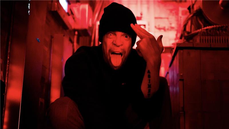 „Schön & Frölich“: Das ehemalige „Jolly“ gibt Gas Ferris MC legt bei der „Krawall & RemmiDemmi“ Party auf.