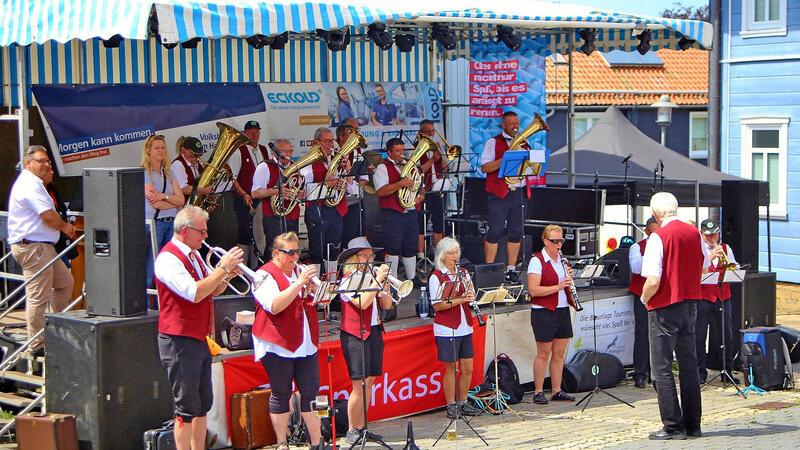 Feste Instanz: Ohne die Blaskapelle des Waldarbeiter-Instrumental-Musikvereins unter der Leitung von Karl-Heinz Plosteiner ist das Stadtfest in St. Andreasberg nicht vorstellbar.