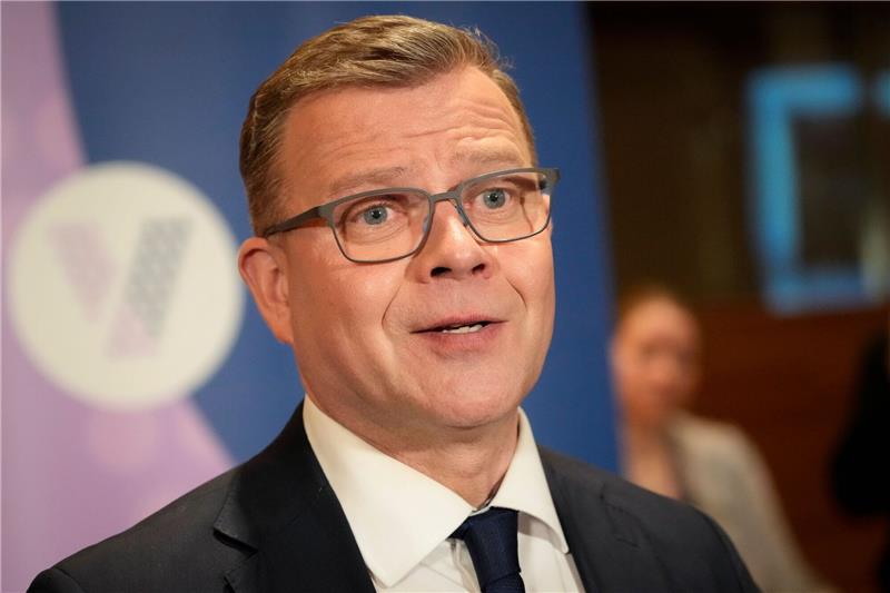 Neue Mitte-Rechts-Regierung in Finnland beschlossen Finnischer Wahlsieger Petteri Orpo wird Nachfolgerin von Sanna Marin.