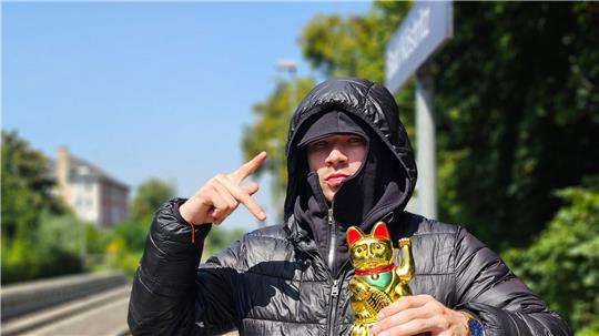 Fjodor Busik will mit Tiktok-Videos Aufmerksamkeit für Ostdeutschland erzeugen. 