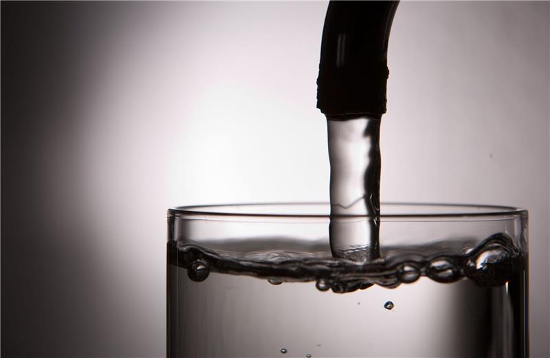 Negative Folgen der Wasserkrise in US-Stadt Flint für Kinder Flint hatte sich aus dem Versorgungsnetz abgekoppelt und sein Wasser aus dem Flint River bezogen (Symbolbild).