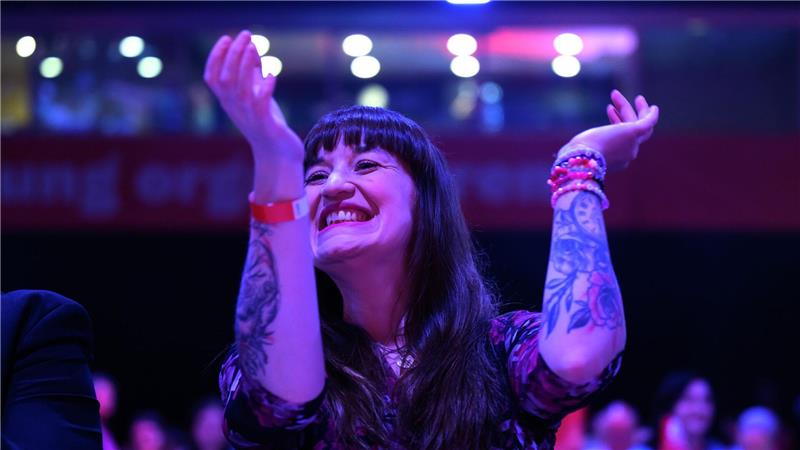 Linke fühlt sich wieder stark - und will Einfluss Fraktionschefin Heidi Reichinnek stiftet in der Partei Begeisterung.