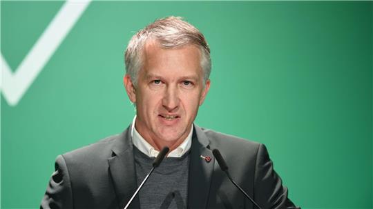 Frank Baumann hat mit Schalke 04 viel vor.