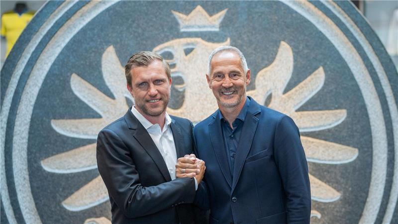 Frankfurt am Main: Neuer Mann an der Seitenlinie – Adi Hütter wird bei Eintracht Frankfurt vorgestellt