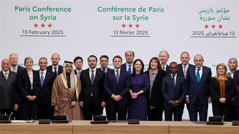 Staatengemeinschaft will Syrien bei Wandel und Aufbau helfen Frankreich hat mit der Syrienkonferenz die Initiative ergriffen für eine international abgestimmte Hilfe für das Land.