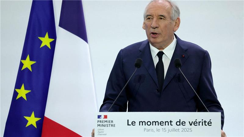 Frankreichs Premier Bayrou will Vertrauensfrage stellen Frankreichs Premier stellt im Streit um den geplanten Sparhaushalt die Vertrauensfrage (Archivbild).