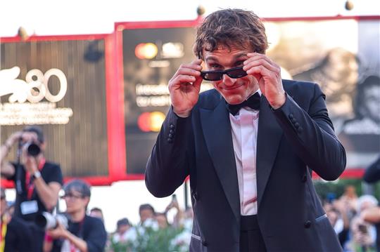 Franz Rogowski kommt zur Premiere des Films «Lubo» bei den 80. Internationalen Filmfestspielen in Venedig.